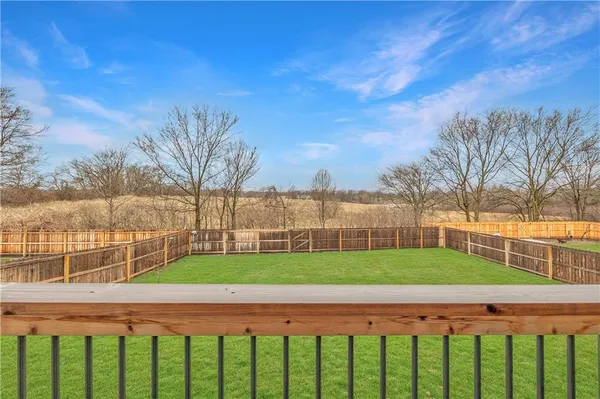 $579,000 | 1684 163rd Street, Basehor, KS 66007