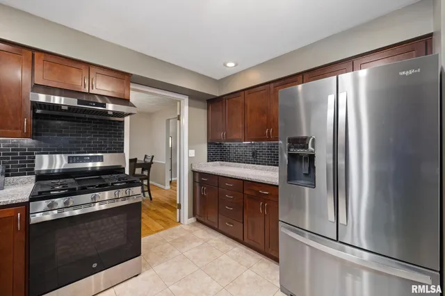 $285,000 | 6600 North Toronado Court, Peoria, IL 61614