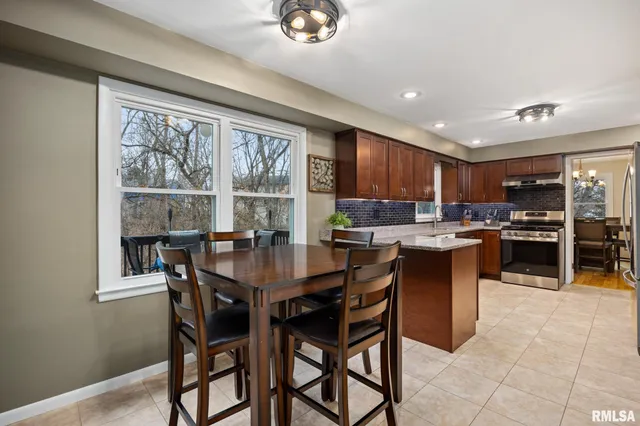 $285,000 | 6600 North Toronado Court, Peoria, IL 61614