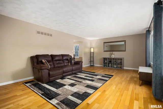 $285,000 | 6600 North Toronado Court, Peoria, IL 61614