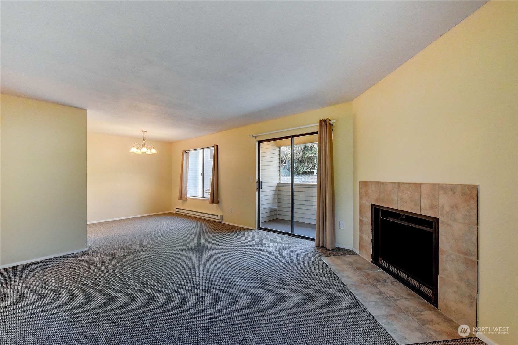 11727 93rd Avenue Northeast Kirkland, WA 98034 - Photo 11 of 36