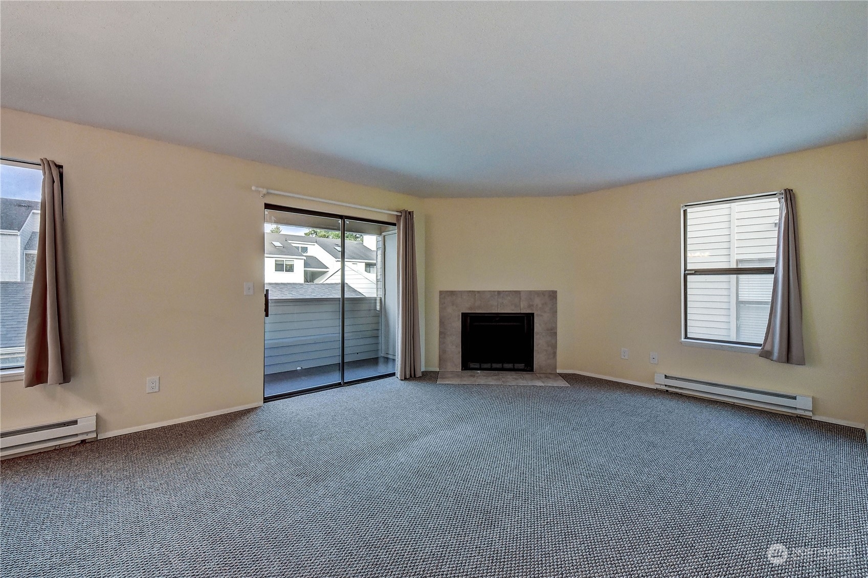 11727 93rd Avenue Northeast Kirkland, WA 98034 - Photo 12 of 36