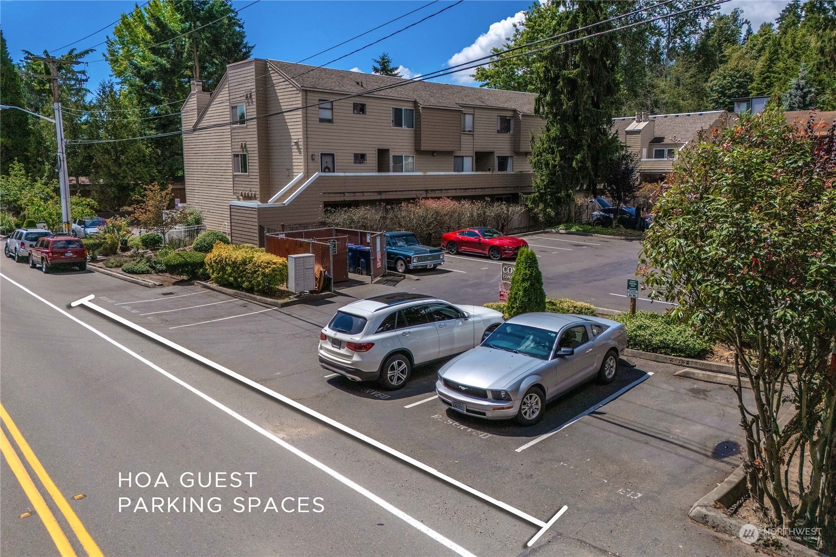 11727 93rd Avenue Northeast Kirkland, WA 98034 - Photo 20 of 36