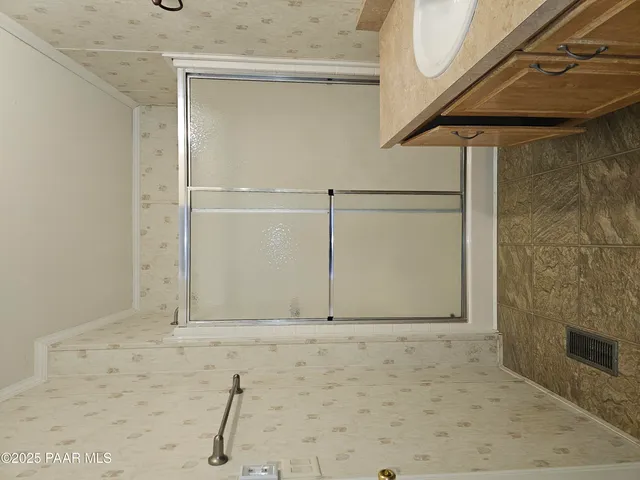 $225,000 | 54125 Mariposa Lane, Seligman, AZ 86337