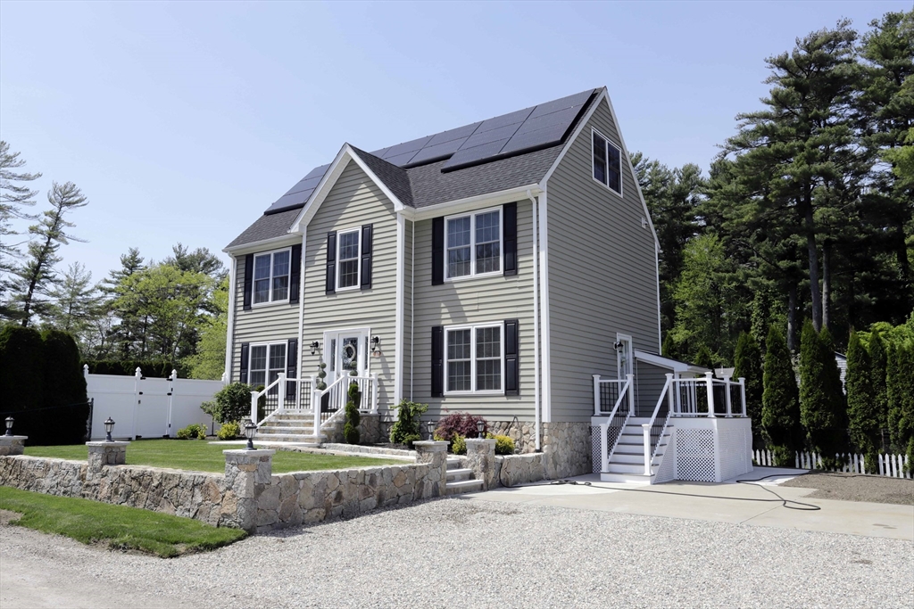 17 David Street Acushnet, MA 02743 - Photo 2 of 37