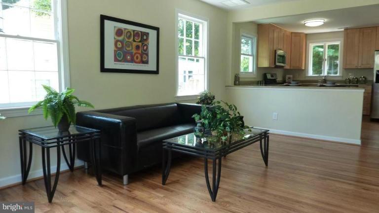 3408 Murdock Road Kensington, MD 20895 - Photo 2 of 12 The living/dining area is open an contemporary.