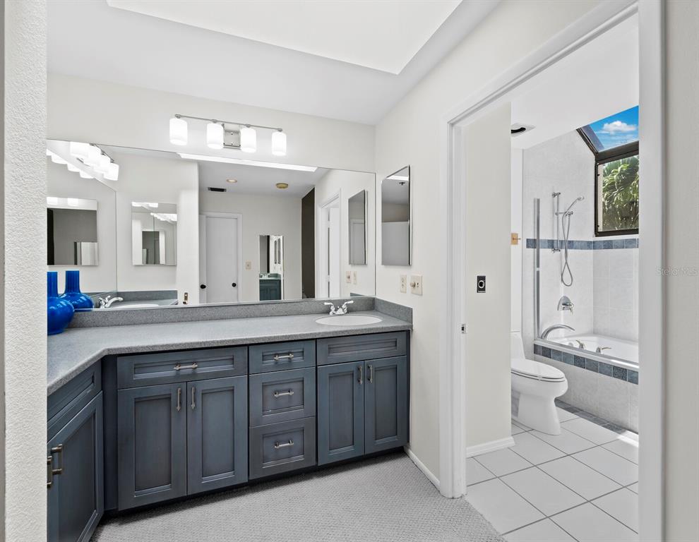 1904 Harbourside Drive, Unit 202 Longboat Key, FL 34228 - Photo 21 of 65