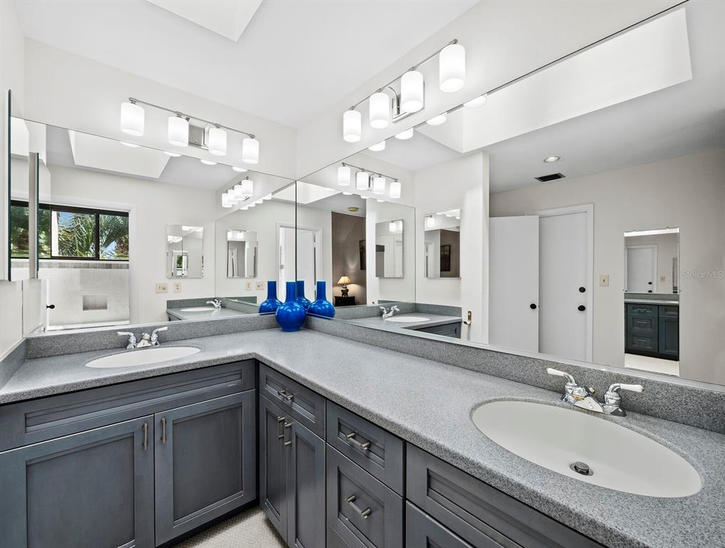 1904 Harbourside Drive, Unit 202 Longboat Key, FL 34228 - Photo 22 of 65