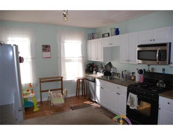 6 Bennett Street Beverly, MA 01915 - Photo 7 of 10 Gallery Image 7