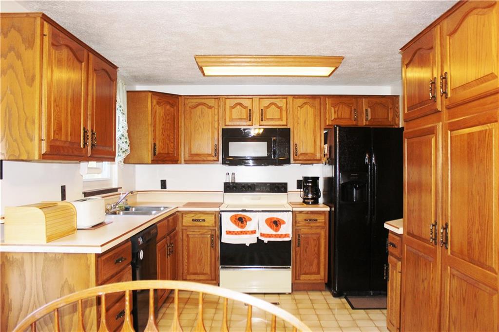 451 Rainey Road Eighty Four, PA 15330 - Photo 10 of 25 Gallery Image 10