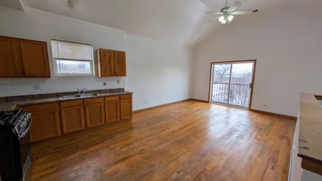 $1,700 | 1259 South Kolin Avenue, Unit 2, Chicago, IL 60623