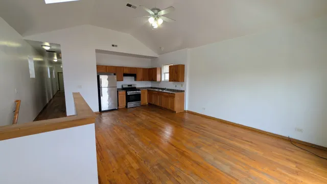 $1,700 | 1259 South Kolin Avenue, Unit 2, Chicago, IL 60623