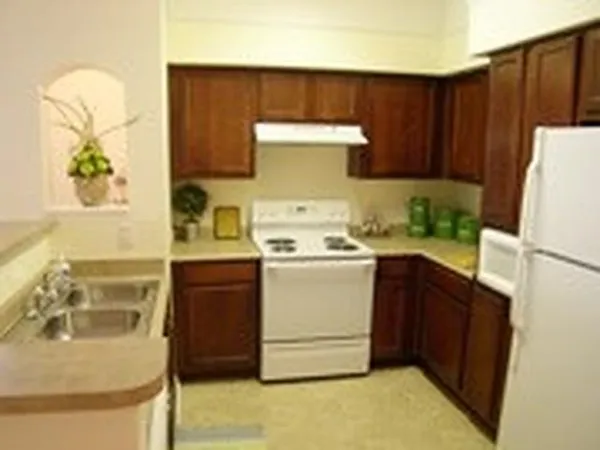 $1,450 | 2801 Chancellorsville Drive, Unit 1126, Tallahassee, FL 32312