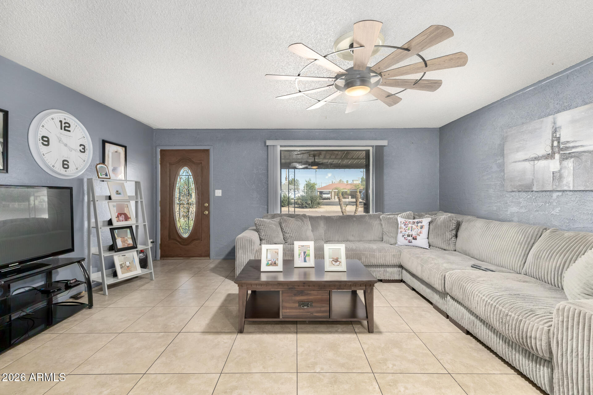 3117 West Bethany Home Road Phoenix, AZ 85017 - Photo 3 of 17 05 - Living Room