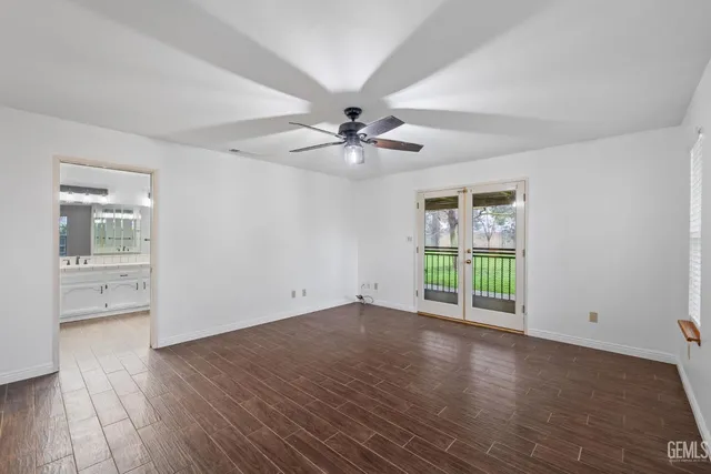 wooden floor in an empty room