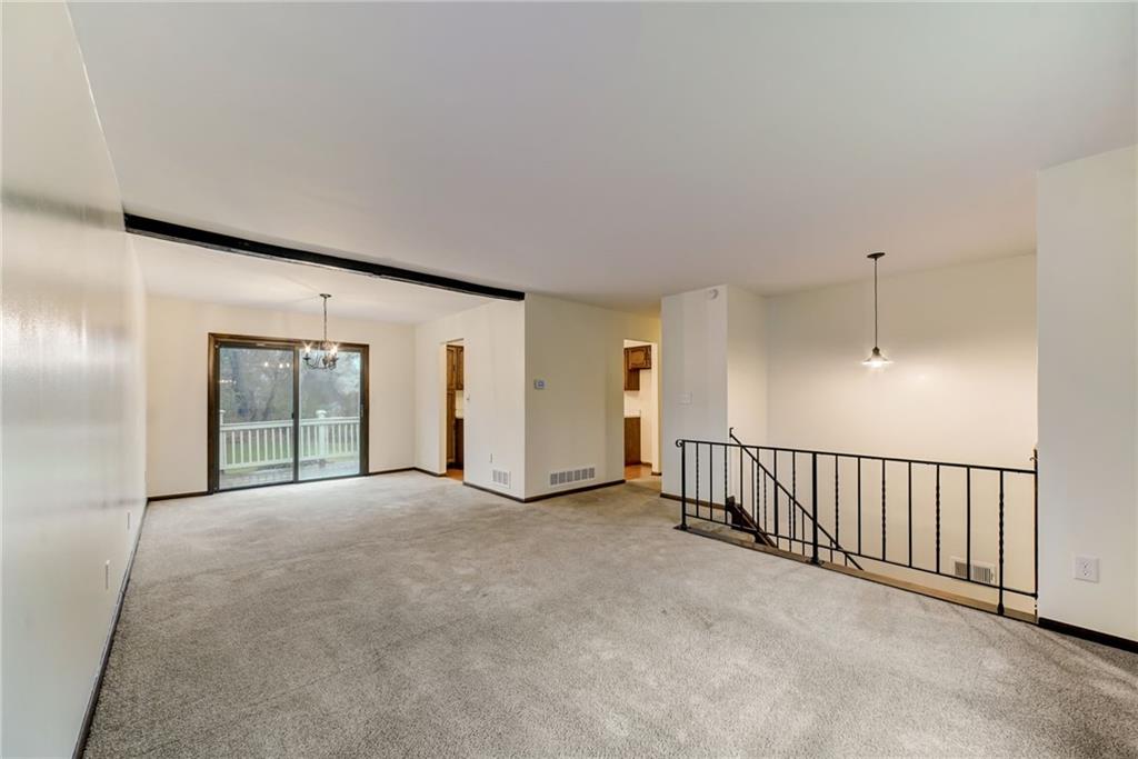 1266 Rinaldi Street Verona, PA 15147 - Photo 9 of 29 Gallery Image 9