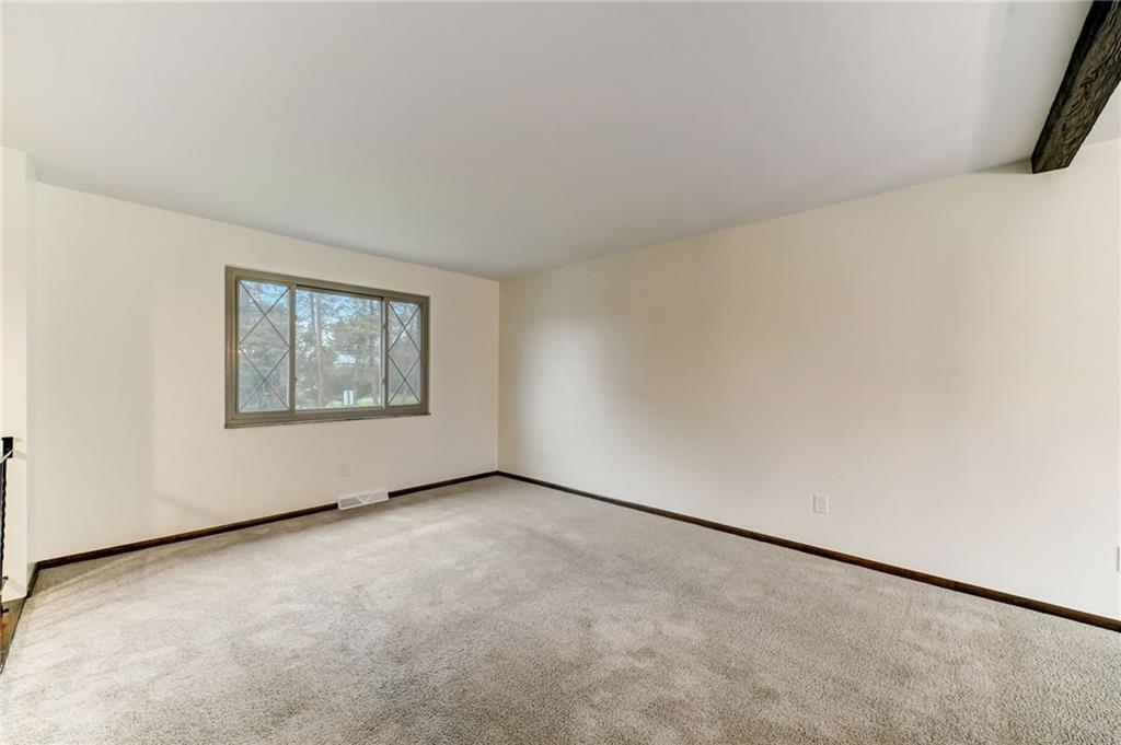 1266 Rinaldi Street Verona, PA 15147 - Photo 10 of 29 Gallery Image 10
