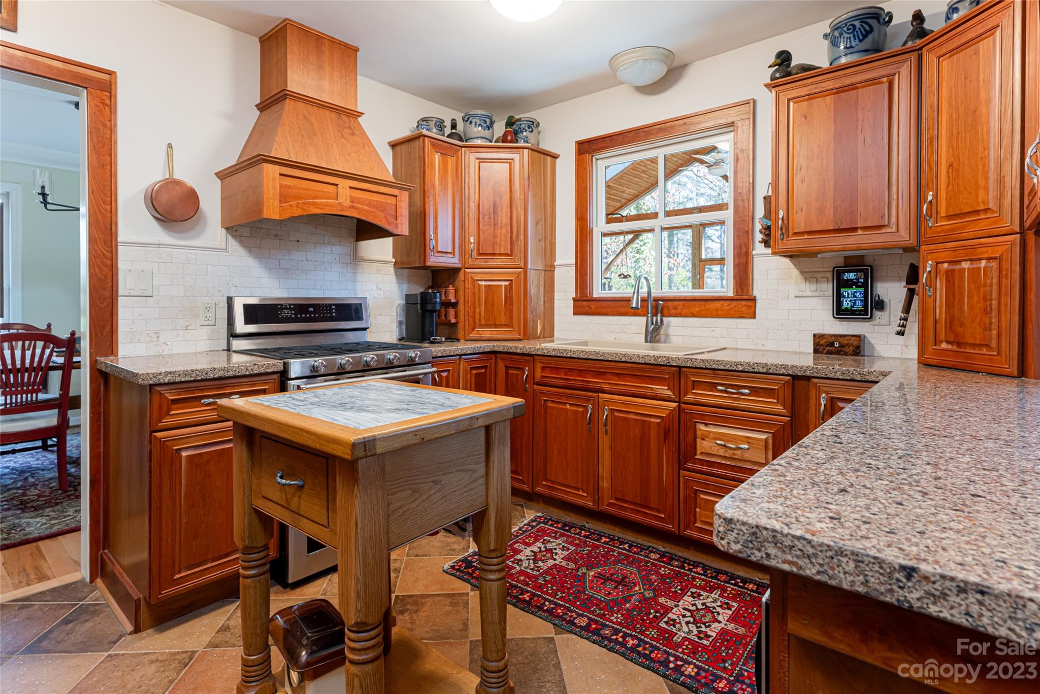 56 Forest Road Asheville, NC 28803 - Photo 8 of 42 Gallery Image 8