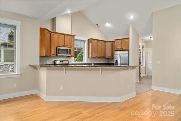 $639,000 | 22 Craftsman View Drive, Asheville, NC 28804