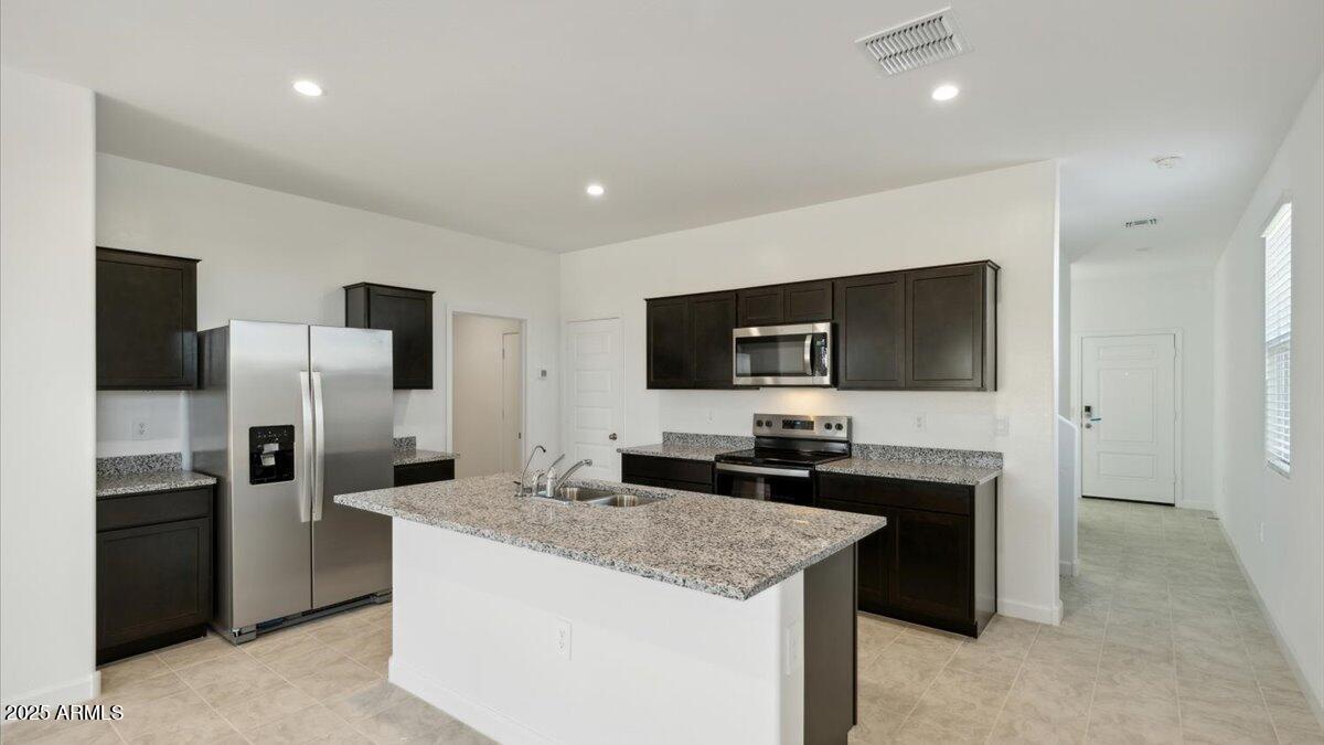 2727 Simone Avenue Apache Junction, AZ 85120 - Photo 4 of 21 Hanna kitchen 3