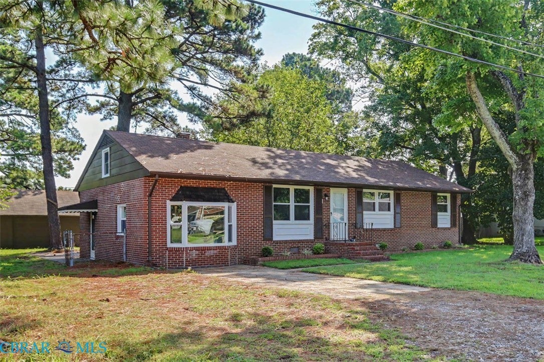 116 Bailey Road Yorktown, VA 23692 - Photo 1 of 33 Gallery Image 1