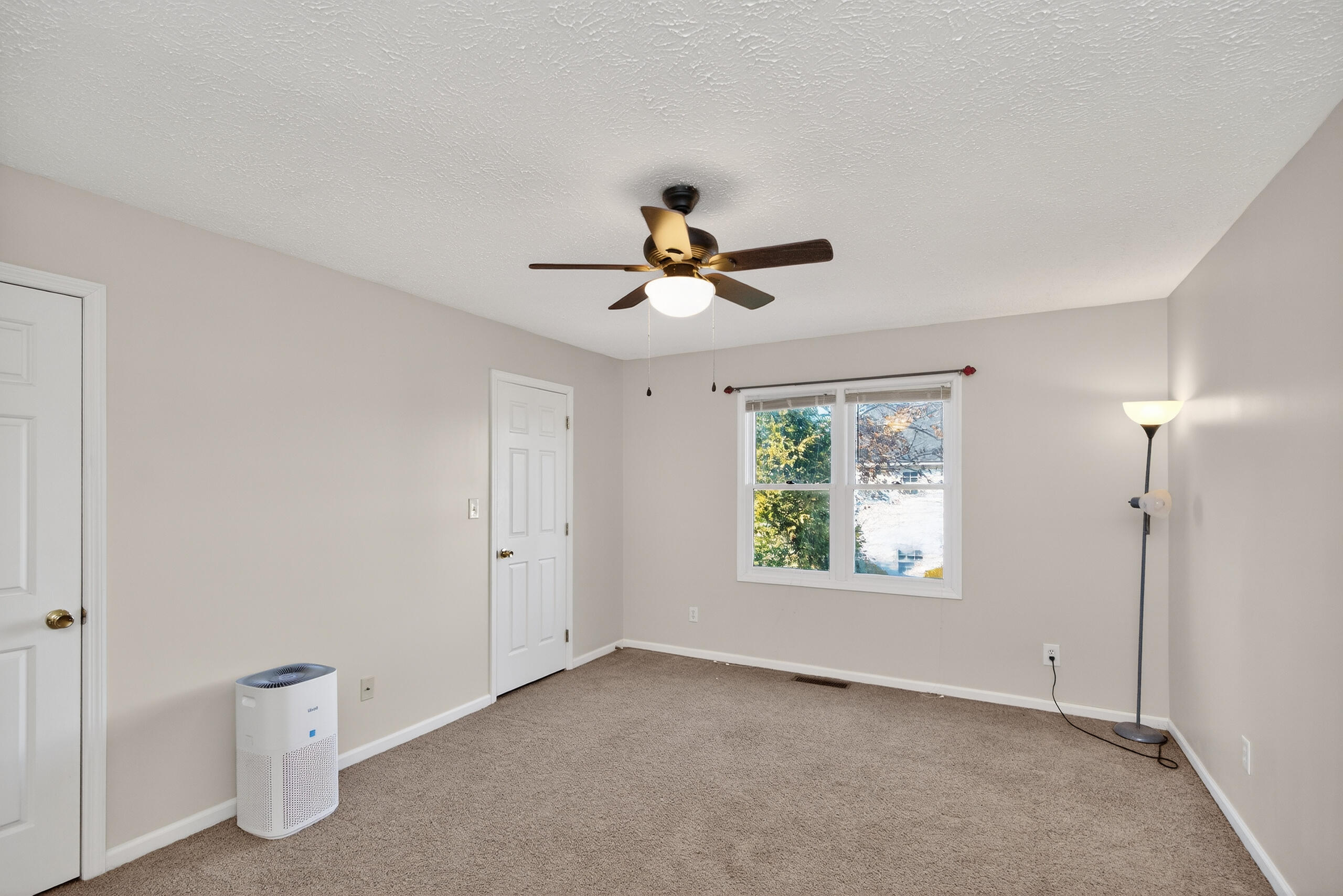 216 Meadow Valley Road Lexington, KY 40511 - Photo 22 of 35 HUGE Loft 16x12 (Used as 3rd Bedroom) Closet is the entire length of the wall.