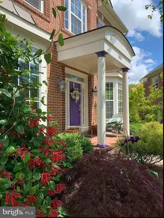 $1,440,000 | 106 Calvary Court Southeast, Leesburg, VA 20175