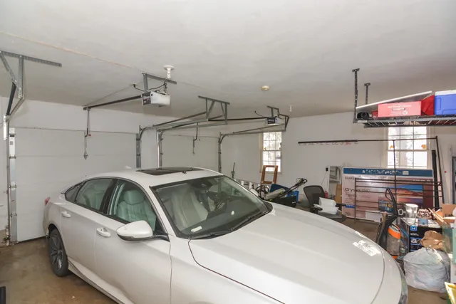 $649,900 | 14 Millbrook Drive, Nashua, NH 03062