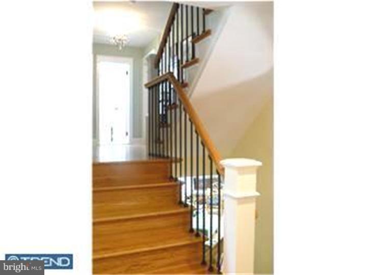 2707 Riverton Road Cinnaminson, NJ 08077 - Photo 7 of 13 Gallery Image 7