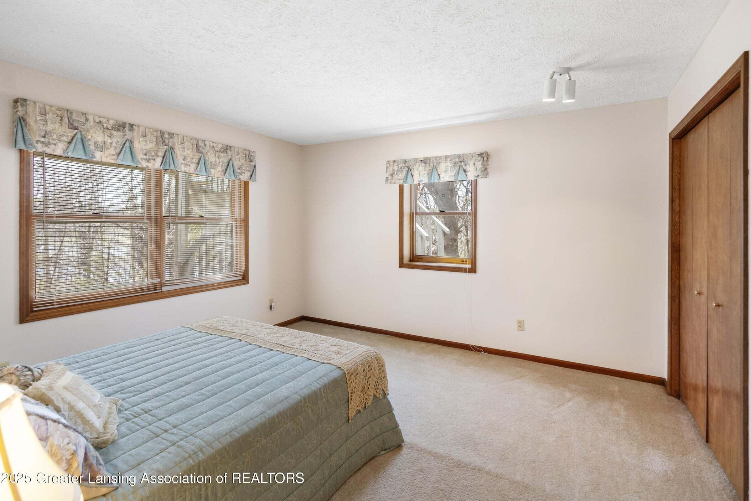 11781 West Herbison Road Eagle, MI 48822 - Photo 24 of 50 20250603131701257644000000-o