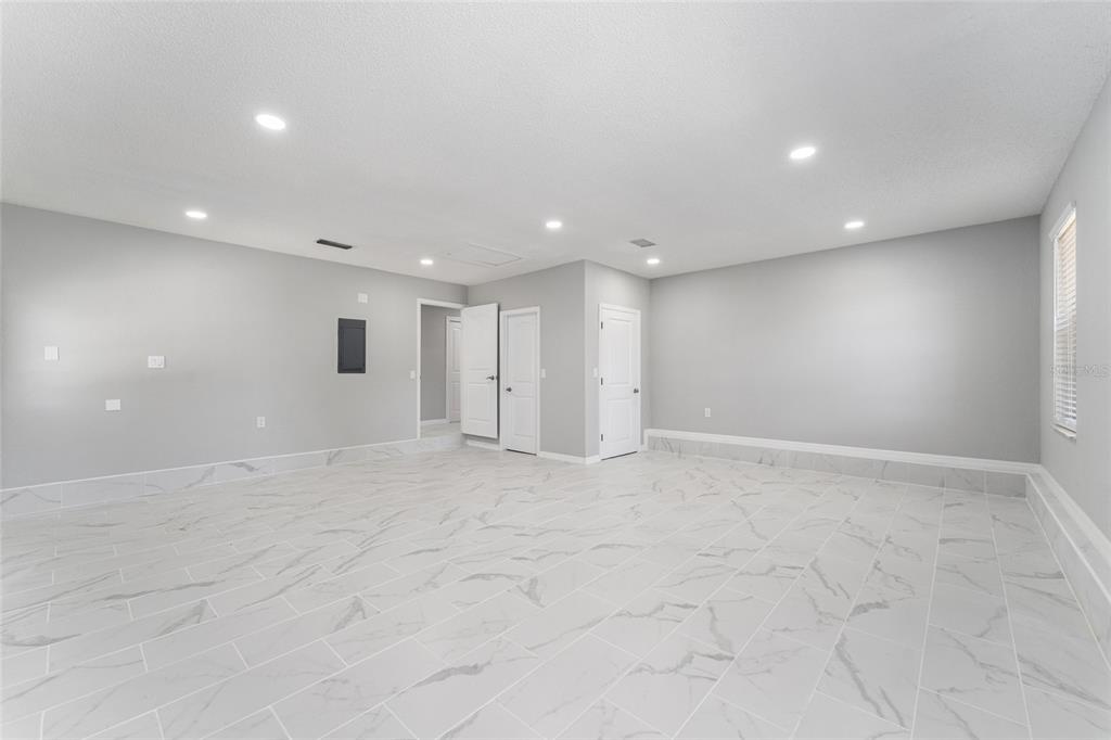 5041 Northeast 4th Street Ocala, FL 34470 - Photo 32 of 70 a view of an empty room