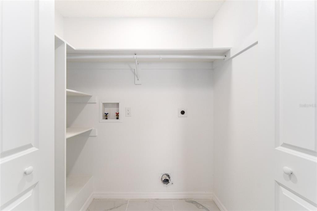 5041 Northeast 4th Street Ocala, FL 34470 - Photo 70 of 70 a view of an empty room