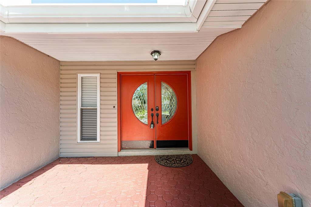 5041 Northeast 4th Street Ocala, FL 34470 - Photo 7 of 70 a view of an entryway