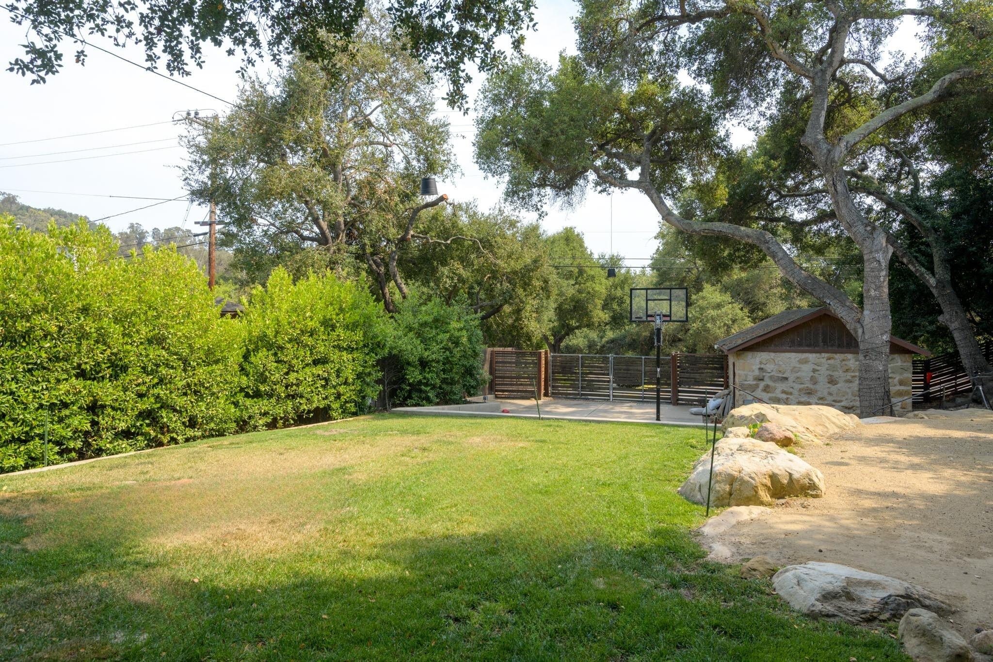 2480 Foothill Road Santa Barbara, CA 93105 - Photo 31 of 33 31