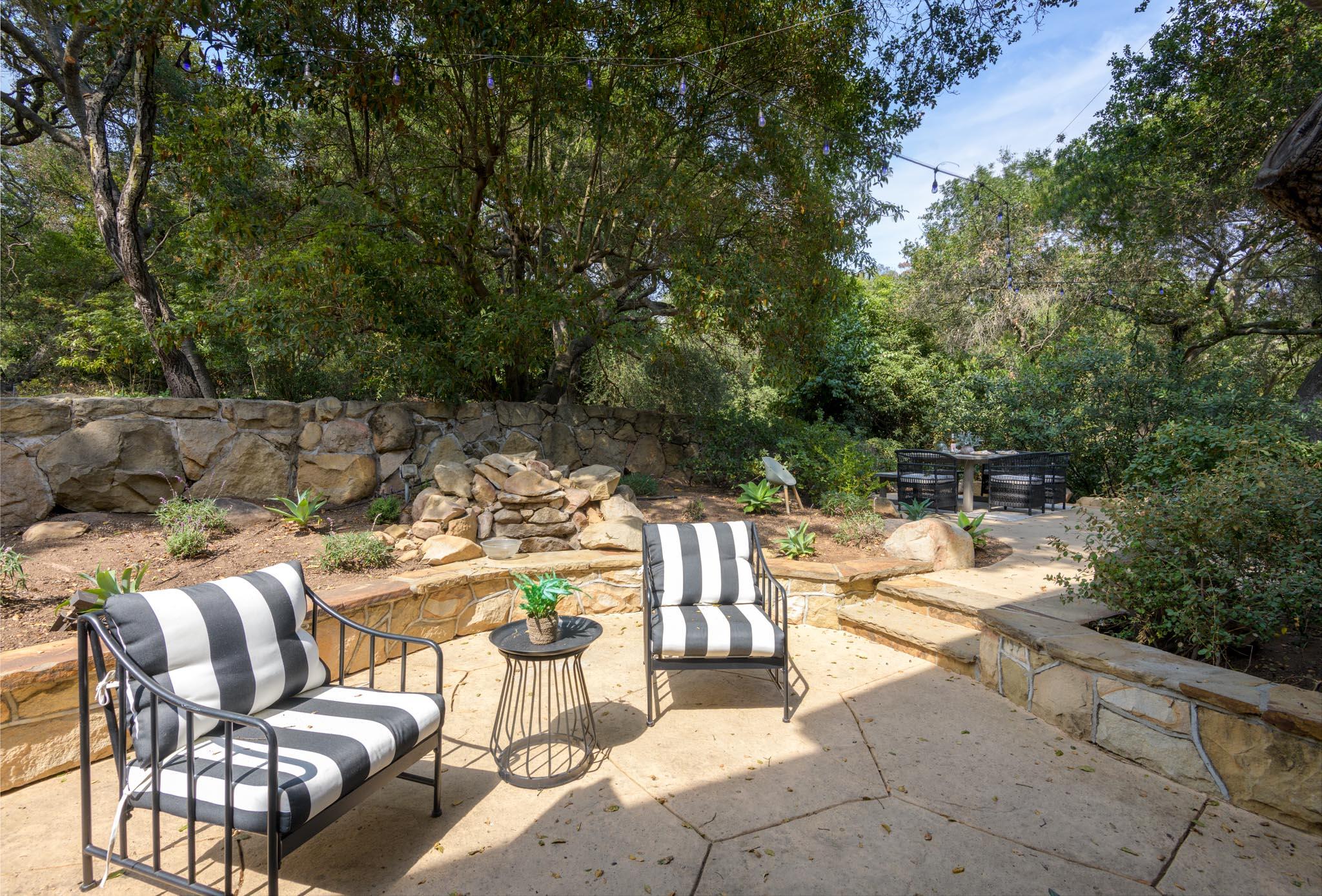 2480 Foothill Road Santa Barbara, CA 93105 - Photo 6 of 33 27