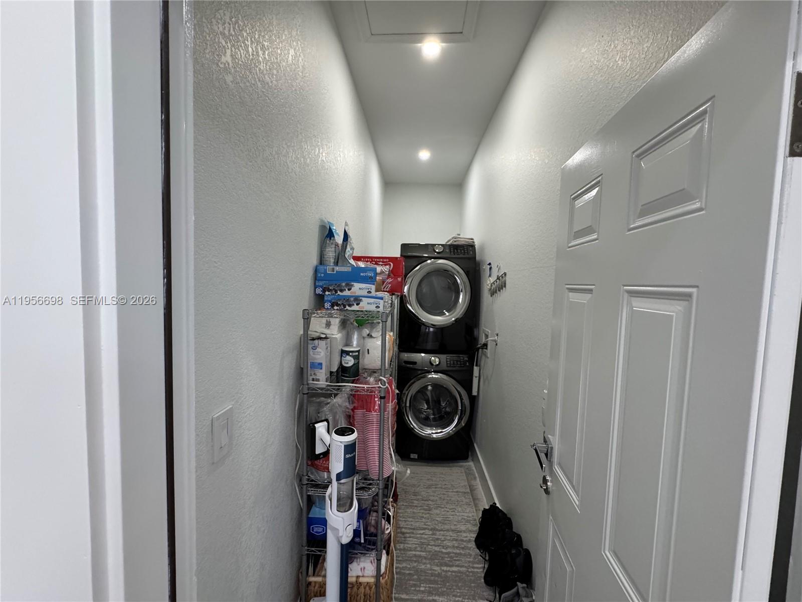 885 Northeast 3rd Avenue Homestead, FL 33030 - Photo 19 of 36