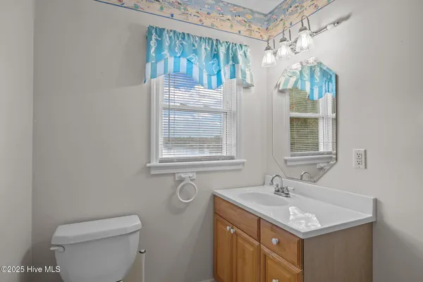 $1,125,000 | 850 Sea Gate Drive, Newport, NC 28570