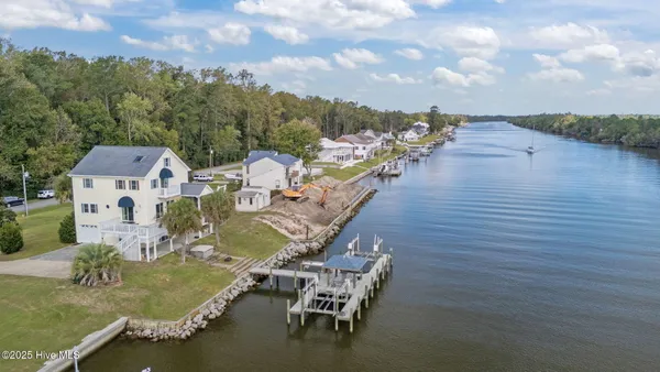 $1,125,000 | 850 Sea Gate Drive, Newport, NC 28570
