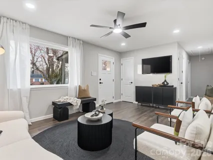 $345,000 | 9243 Edgevale Drive, Charlotte, NC 28216