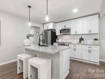 $345,000 | 9243 Edgevale Drive, Charlotte, NC 28216