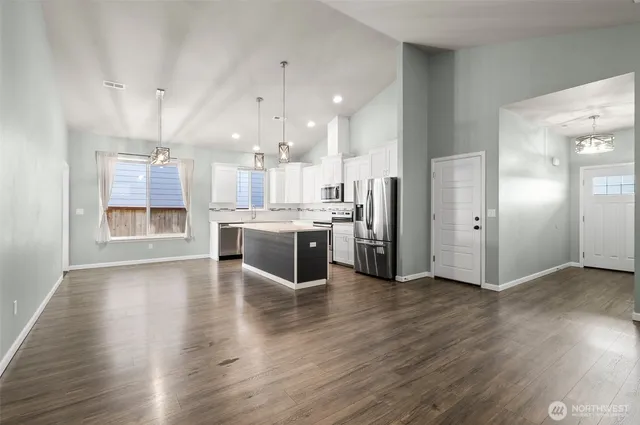 $2,500 | 14380 99th Way Southeast, Yelm, WA 98597