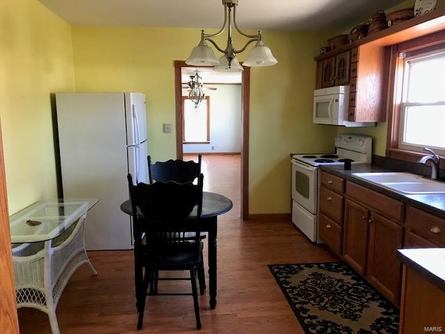 401 Berry Street Gillespie, IL 62033 - Photo 6 of 32