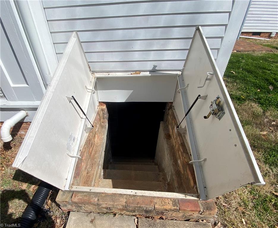 803 South Main Street Reidsville, NC 27320 - Photo 44 of 44 Basement entrance