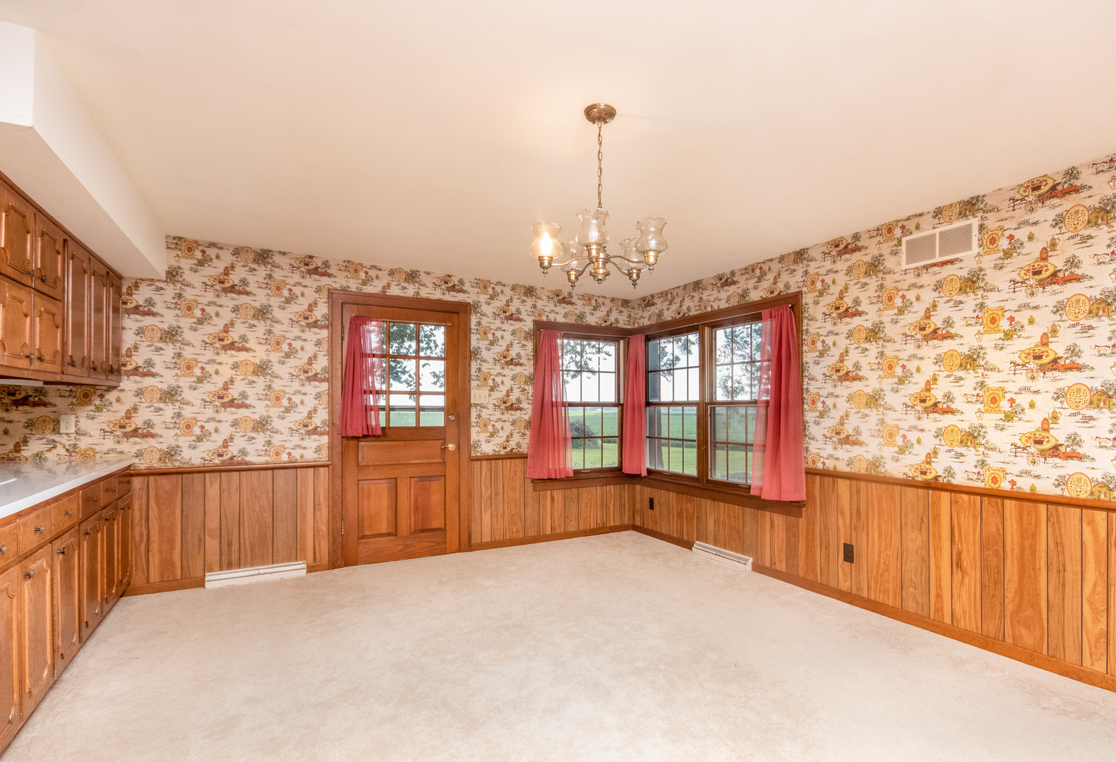 14247 Sears Road Plano, IL 60545 - Photo 12 of 34