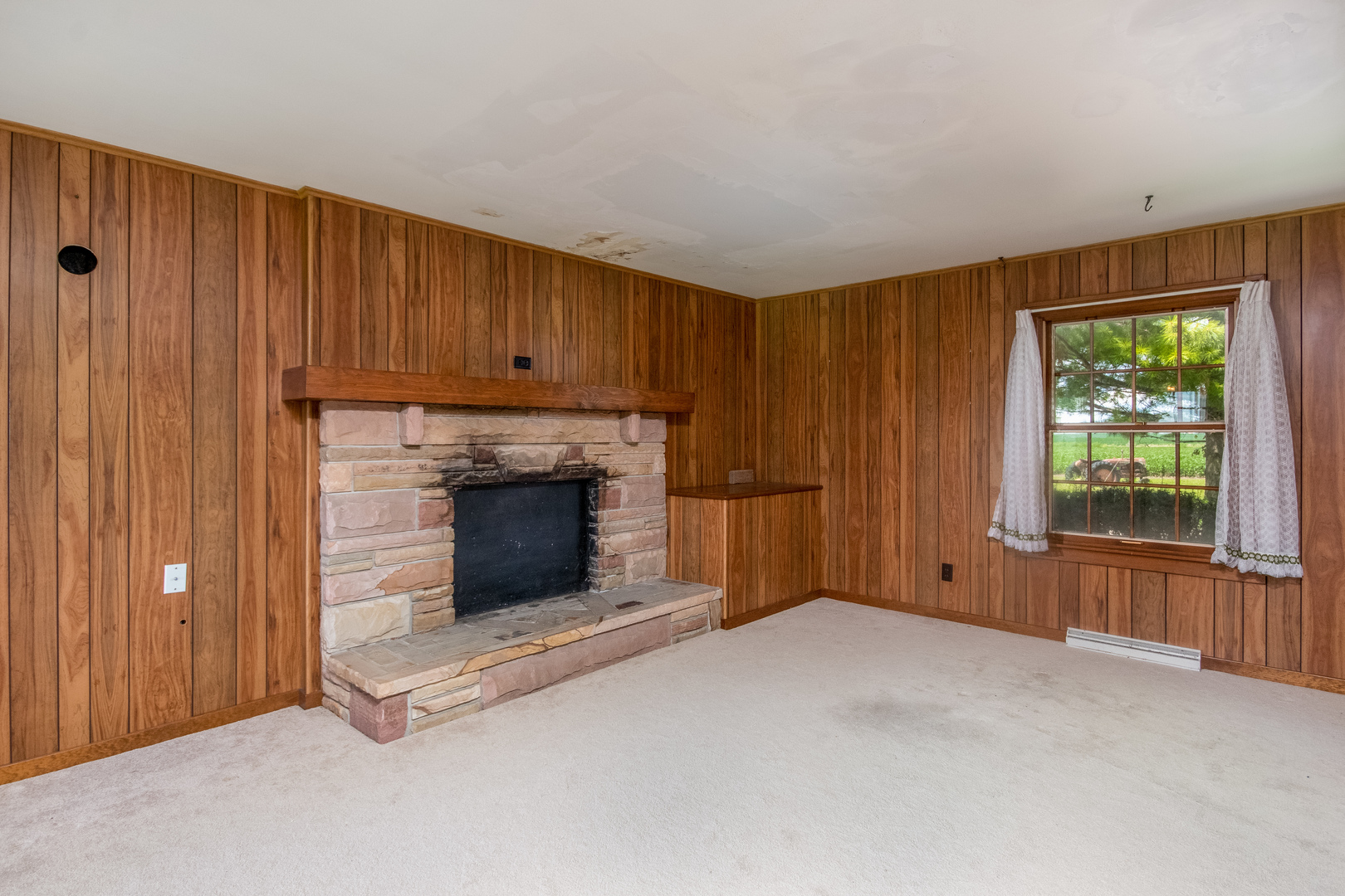 14247 Sears Road Plano, IL 60545 - Photo 10 of 34