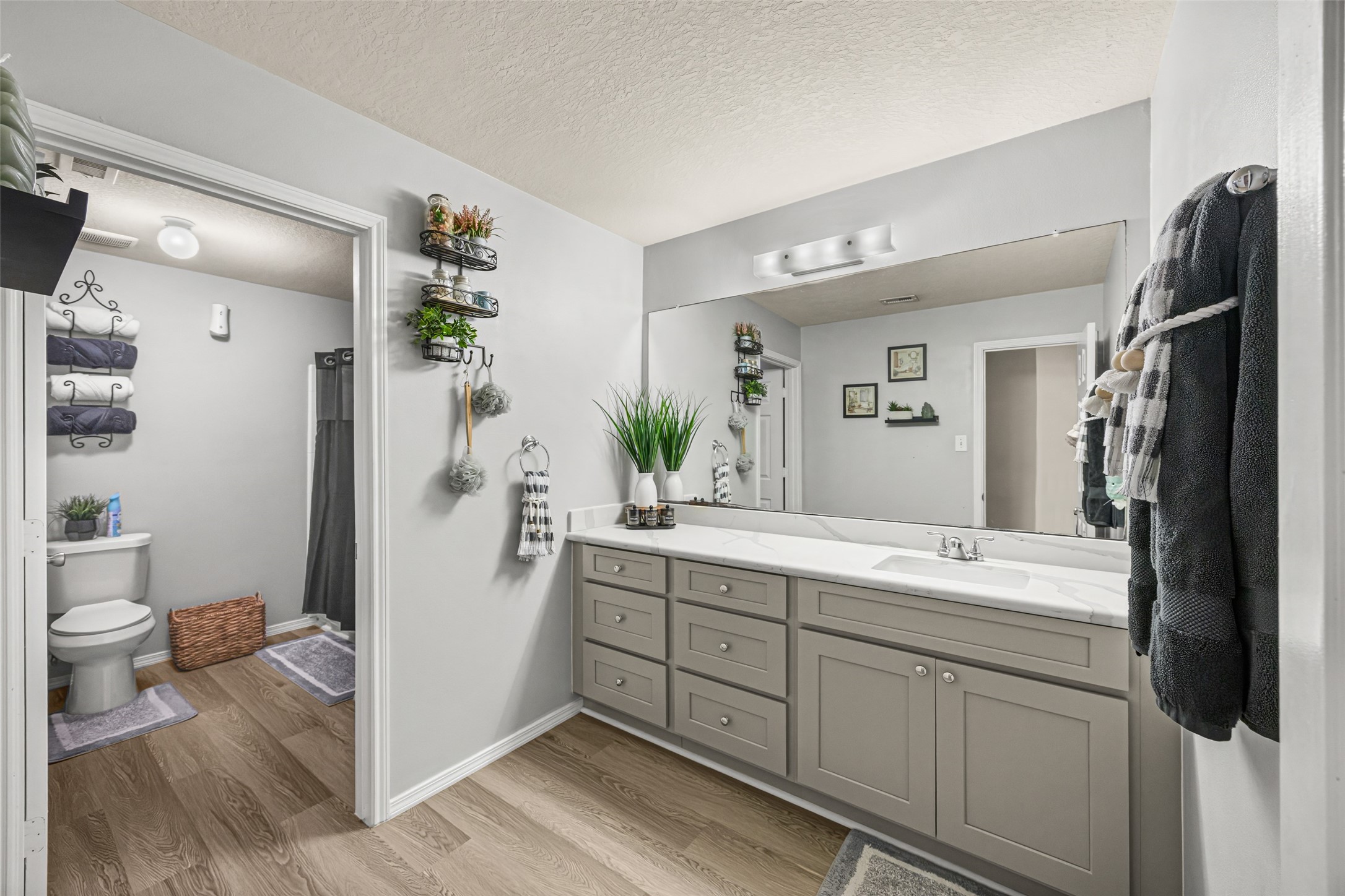 11750 Abby Ridge Way Houston, TX 77044 - Photo 34 of 40