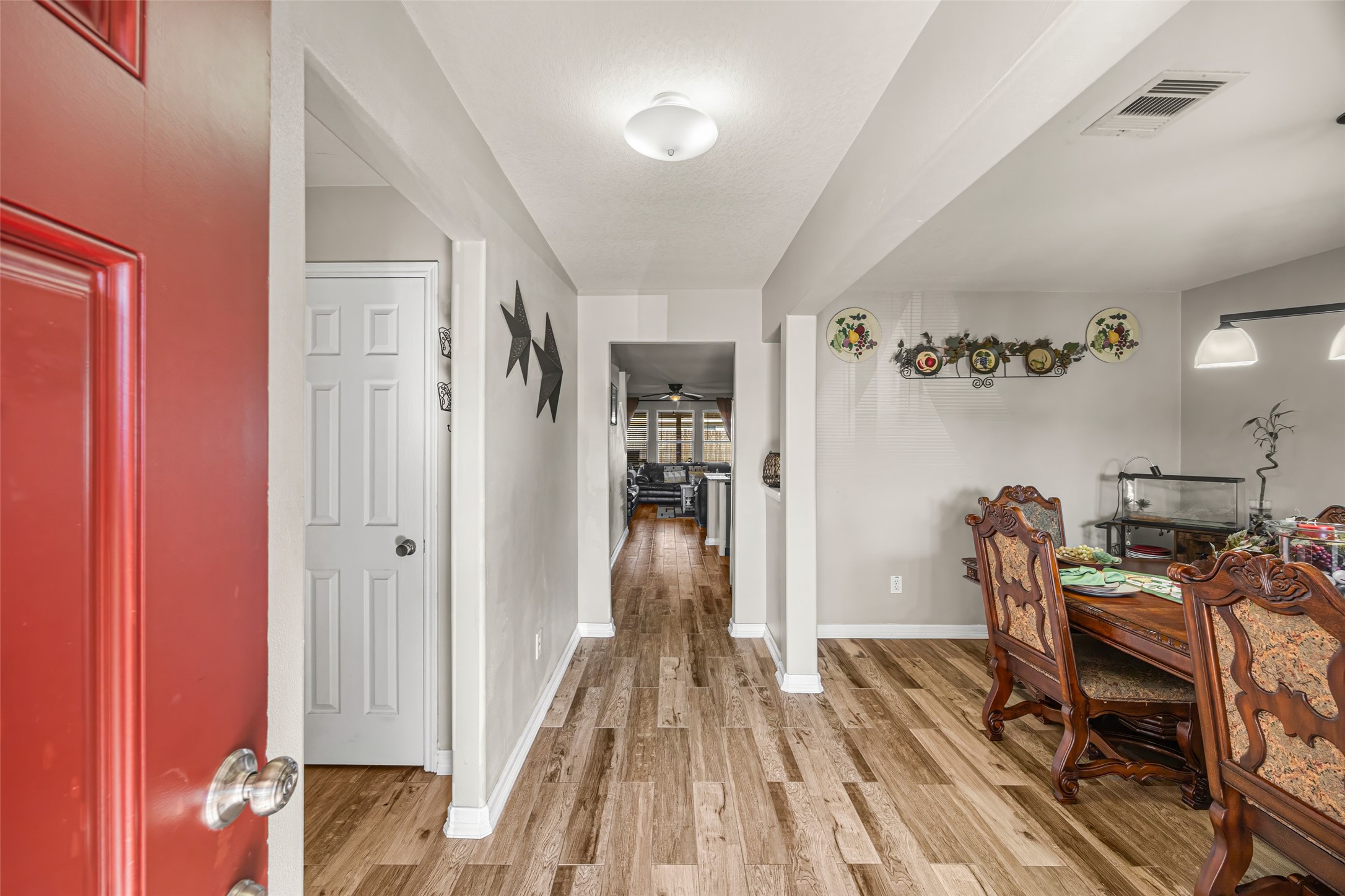 11750 Abby Ridge Way Houston, TX 77044 - Photo 5 of 40