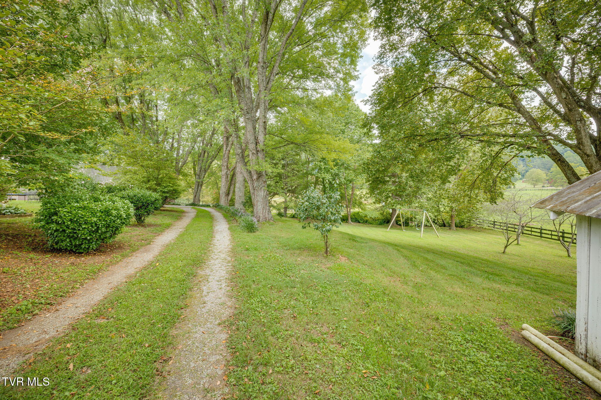 2235 Rock Springs Road Kingsport, TN 37664 - Photo 36 of 42 037