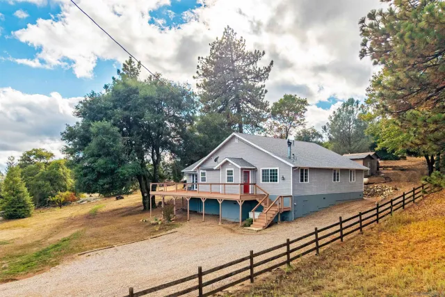 $720,000 | 4074 La Tenaja Trail, Julian, CA 92036