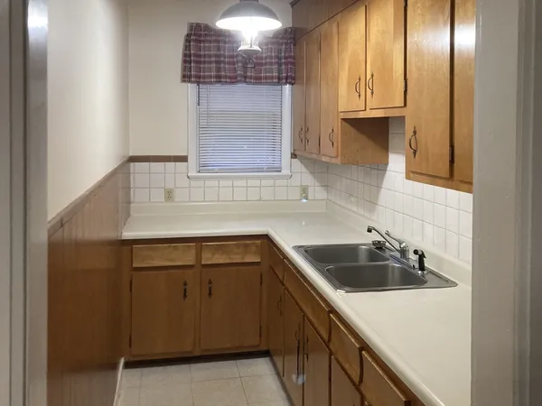 $1,950 | 109 Green Hill Parkway, Unit 1, Worcester, MA 01605